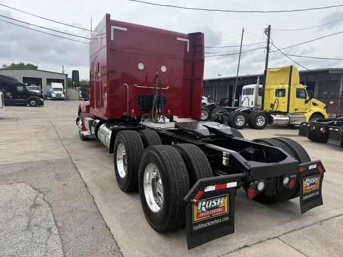 2022 Peterbilt 579