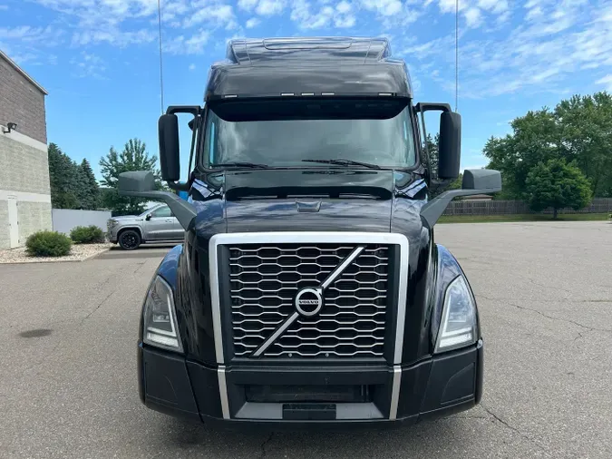 2021 Volvo VNL 860