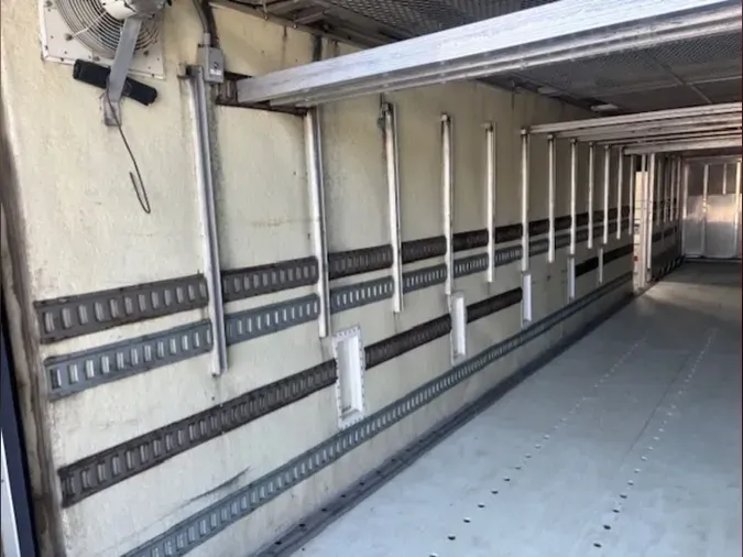 2015 SMITHWAY TRAILERS 48' CHICK