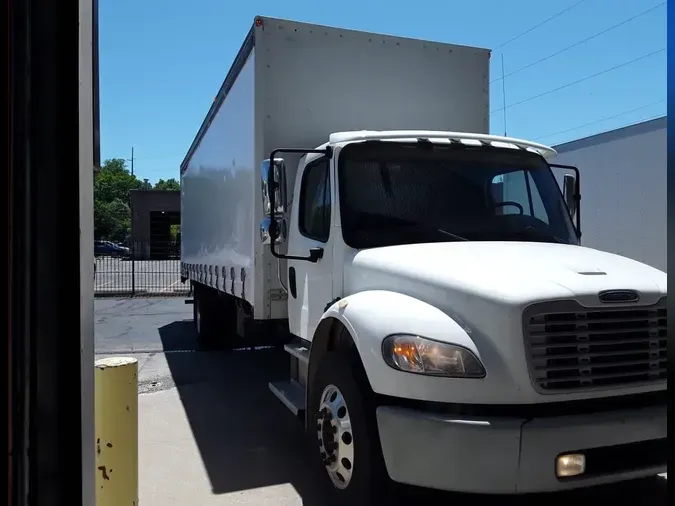 2015 FREIGHTLINER M2 106