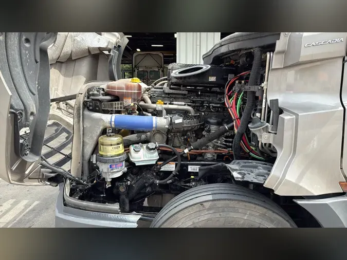 2021 Freightliner Cascadia