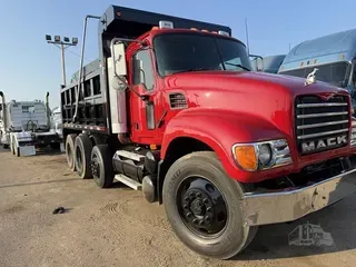 2007 MACK GRANITE CV713