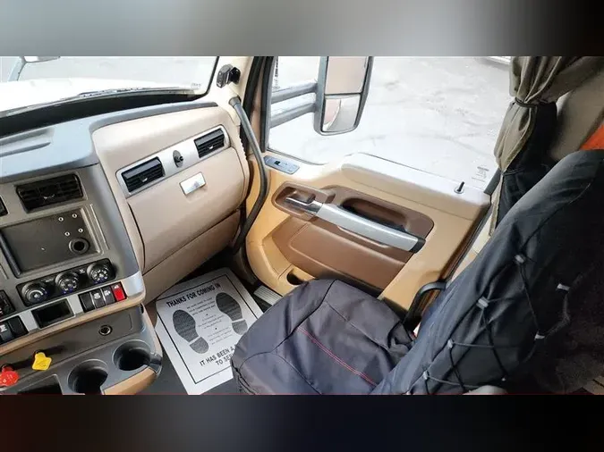 2021 KENWORTH T680