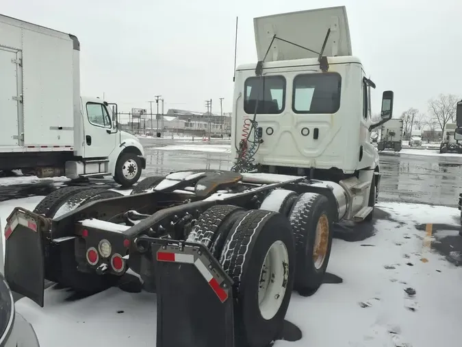 2021 FREIGHTLINER/MERCEDES NEW CASCADIA PX1266427ad1cd9660c205a1467627b7af26aef