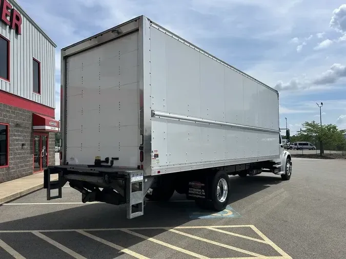 2019 Freightliner M2 106