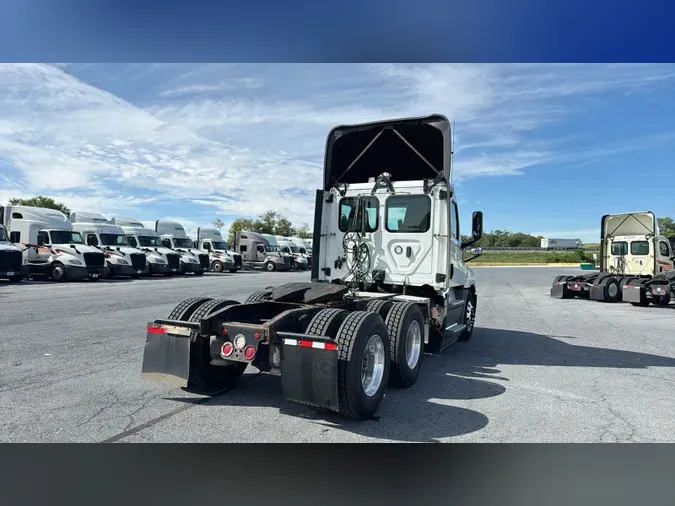 2020 Freightliner Cascadia 12627b1291addc8637bfac9ce5b531fcb88