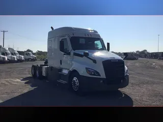 2022 Freightliner Cascadia 126