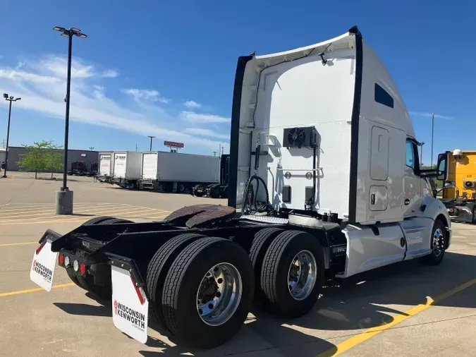 2022 Kenworth T680