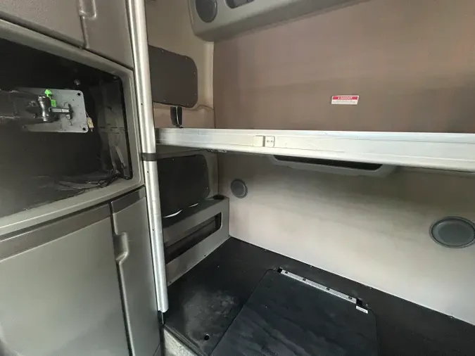 2021 Volvo VNL 860