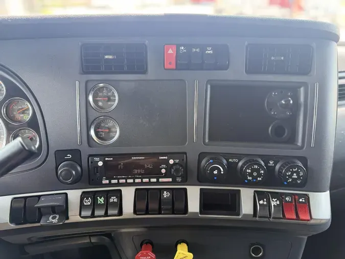 2022 Kenworth T680