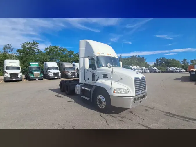 2018 Mack CXU (PINNACLE)27bc6f3fb90e7a5d974c4becca616d22