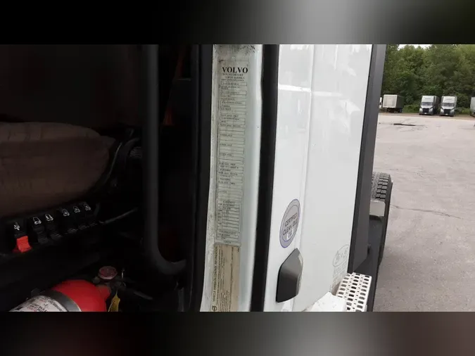 2018 Volvo VNL300