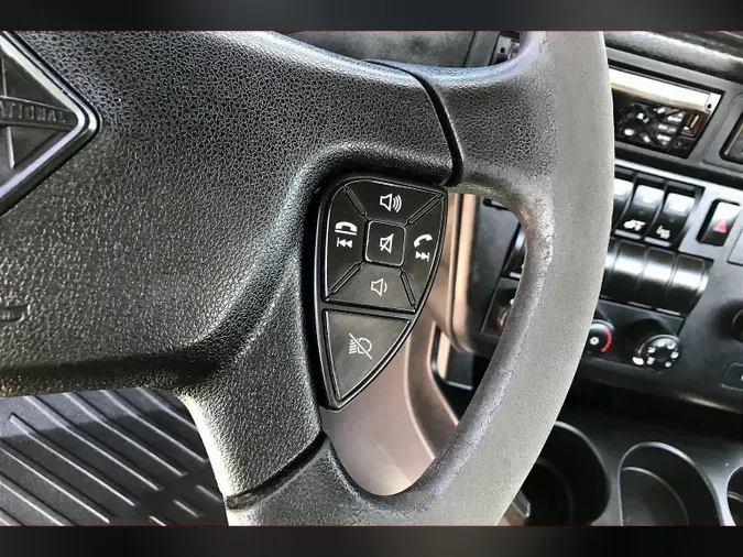 2019 INT LT625 6x4
