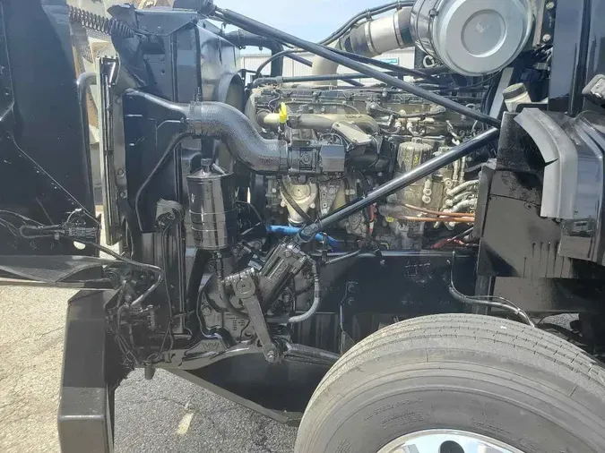 2011 WESTERN STAR 4900