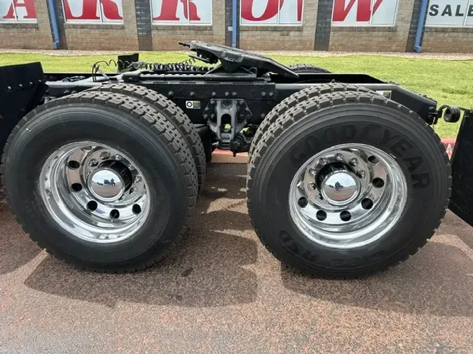 2019 PETERBILT 579