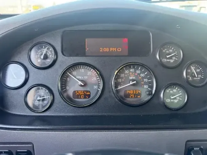 2020 Peterbilt 337