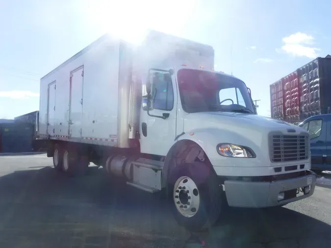 2016 FREIGHTLINER/MERCEDES M2 106