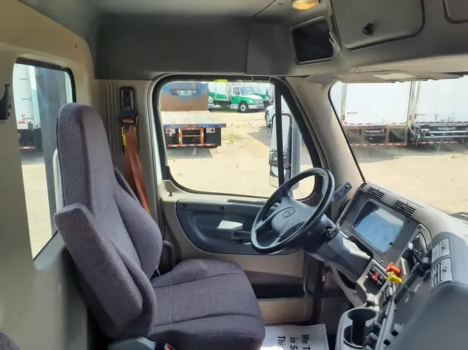 2020 FREIGHTLINER/MERCEDES CASCADIA 125