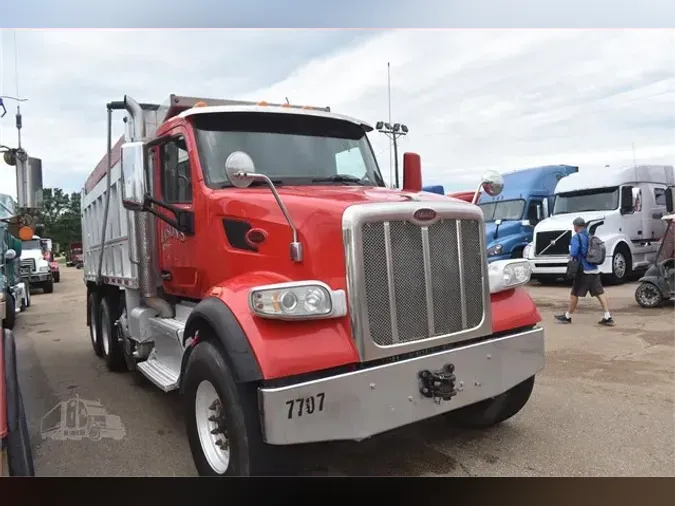 2017 PETERBILT 567