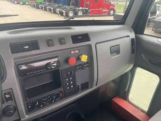 2019 Peterbilt 337