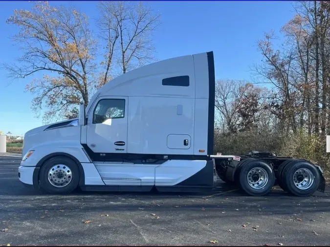 2025 Kenworth T680