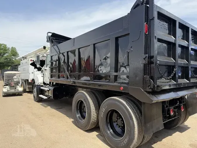 2014 MACK GRANITE GU713