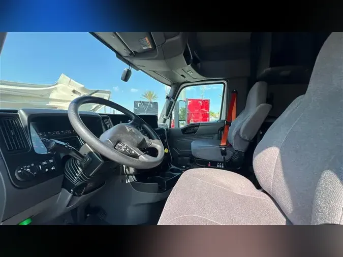 2022 INTERNATIONAL LT625