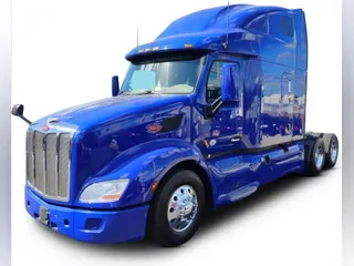 2022 Peterbilt 579