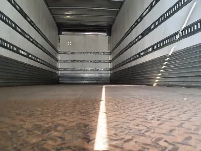 2016 FREIGHTLINER/MERCEDES M2 106