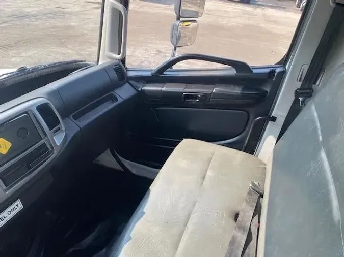 2020 Hino 268A