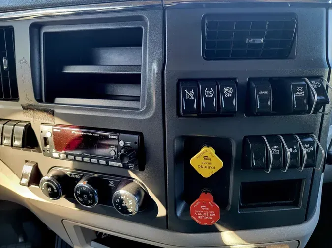 2022 Peterbilt 57927e5c28fbf2bb17a92583a947ad2a003