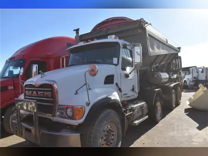 2003 MACK GRANITE CV71327e6e7539b87fb9ecade9743052072d0