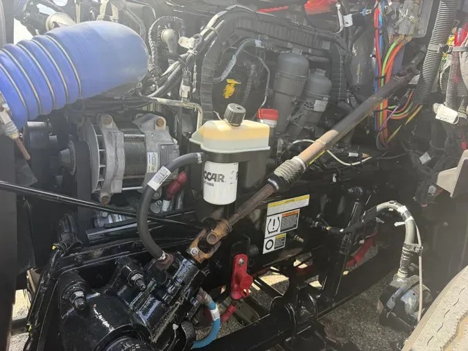 2023 Peterbilt 579