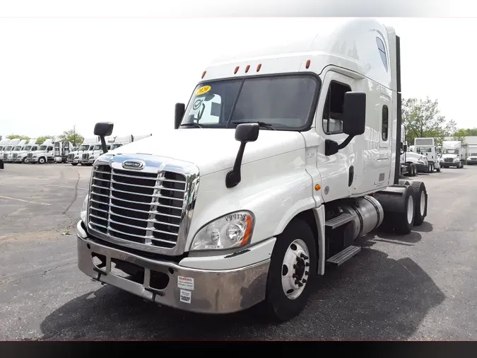 2020 FREIGHTLINER/MERCEDES CASCADIA 12527e8917dbf2588b8f5a5324f0610f75c