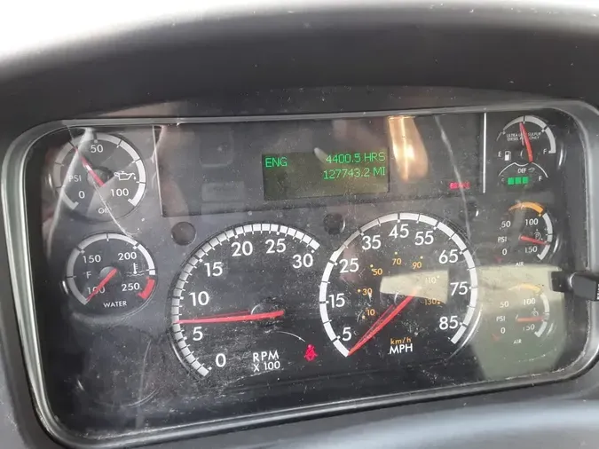 2019 FREIGHTLINER M2 106