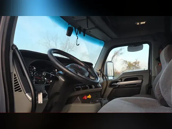 2022 KENWORTH T680