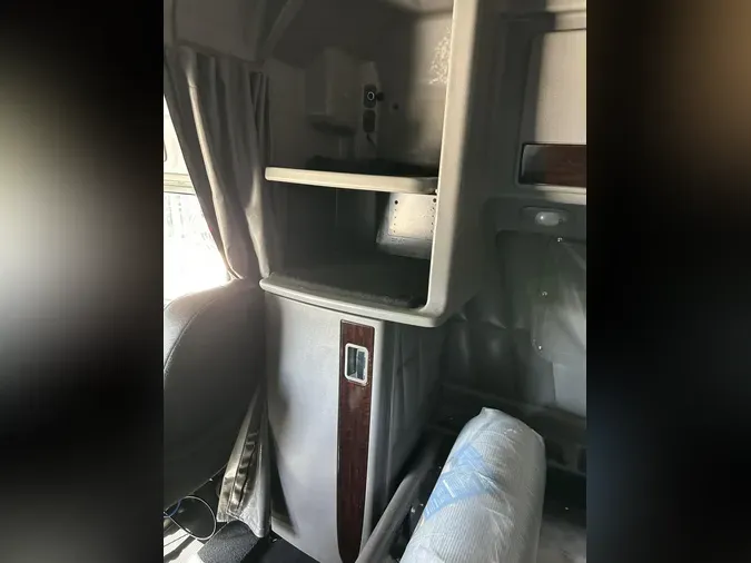 2024 Peterbilt 38927ea7d1609d1c6d8f658756b584153b1