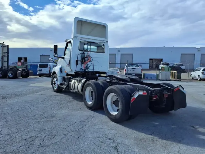 2019 NAVISTAR INTERNATIONAL LT625 DAYCAB T/A
