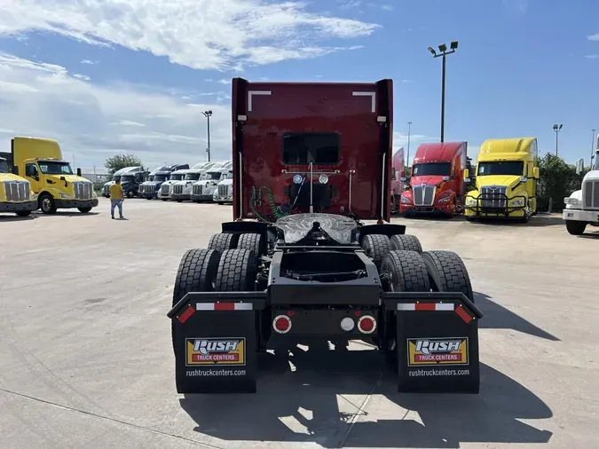 2021 Peterbilt 567