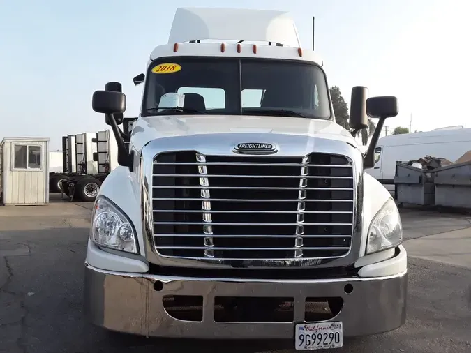 2018 FREIGHTLINER/MERCEDES CASCADIA 125