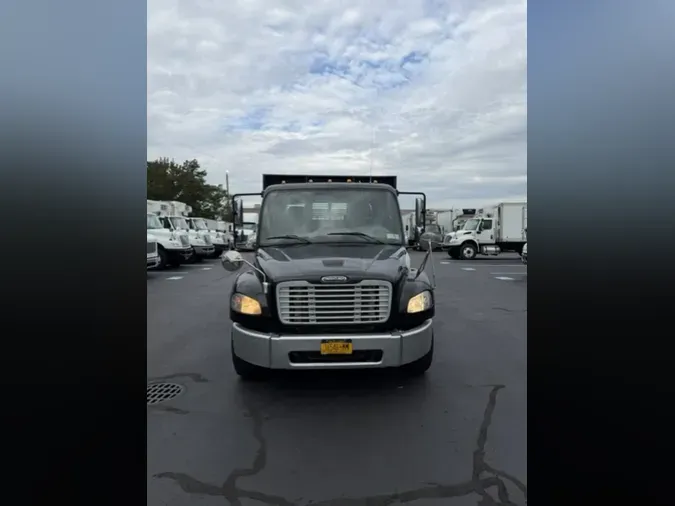 2019 FREIGHTLINER/MERCEDES M2 106