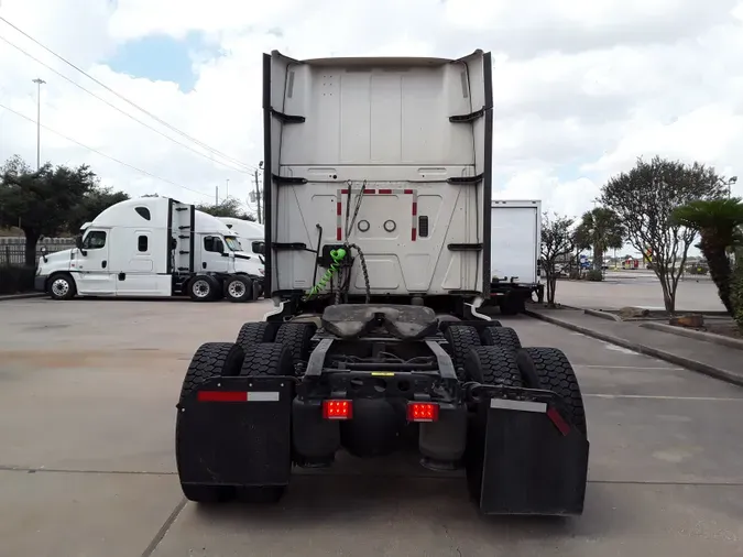 2020 NAVISTAR INTERNATIONAL LT625 SLPR CAB