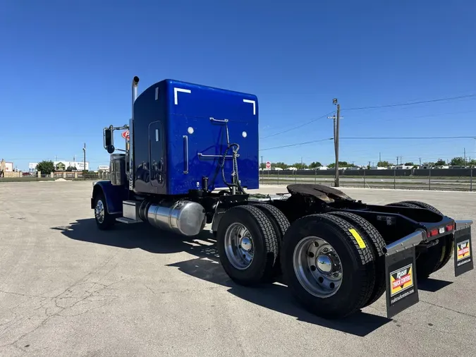 2020 Peterbilt 389