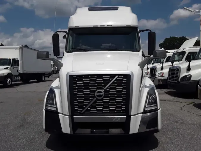 2019 VOLVO VNL64T-760