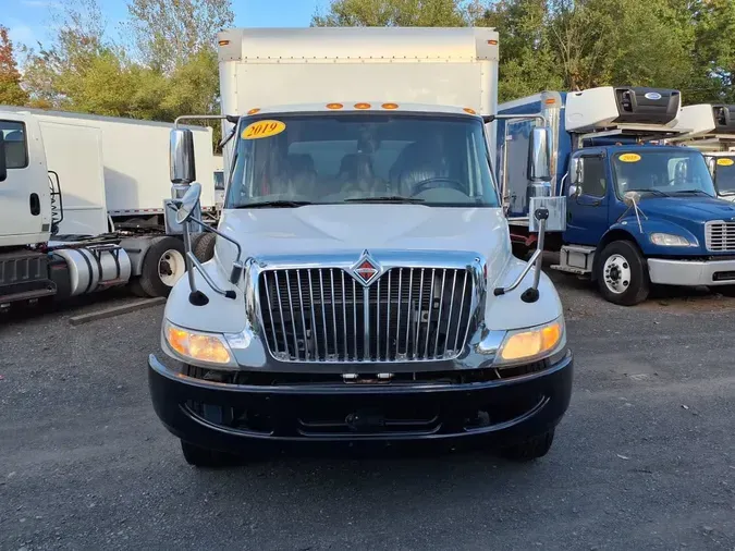 2019 NAVISTAR INTERNATIONAL 4300 SBA