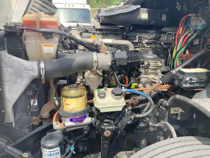 2017 FREIGHTLINER CASCADIA 125
