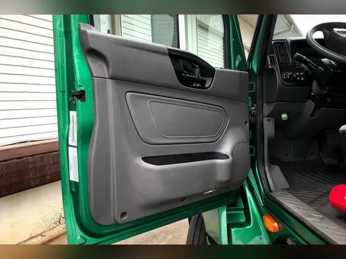 2020 INT LT625 6x4