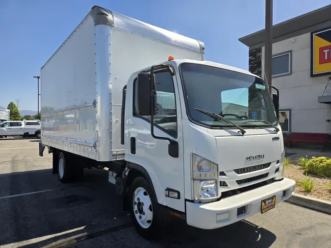 2020 Isuzu NPR-HD2810d561c0cec04808da00d80b0c3848