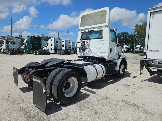 2018 NAVISTAR INTERNATIONAL RH613 DAYCAB S/A