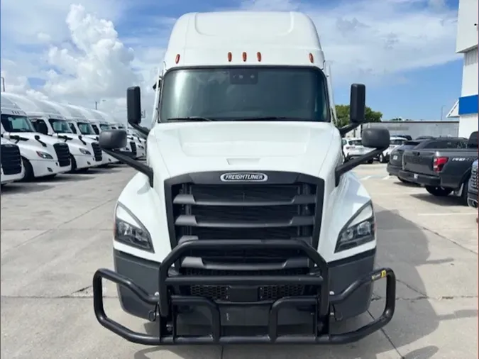 2022 Freightliner PT126SLP